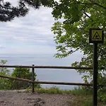 Laguna 19 * Izola